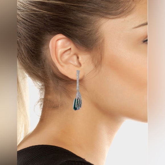 NWT ⚜️💖⚜️ Betsey Johnson Silver Tone Skeleton Hand Drop Earrings Pink - Picture 2 of 13